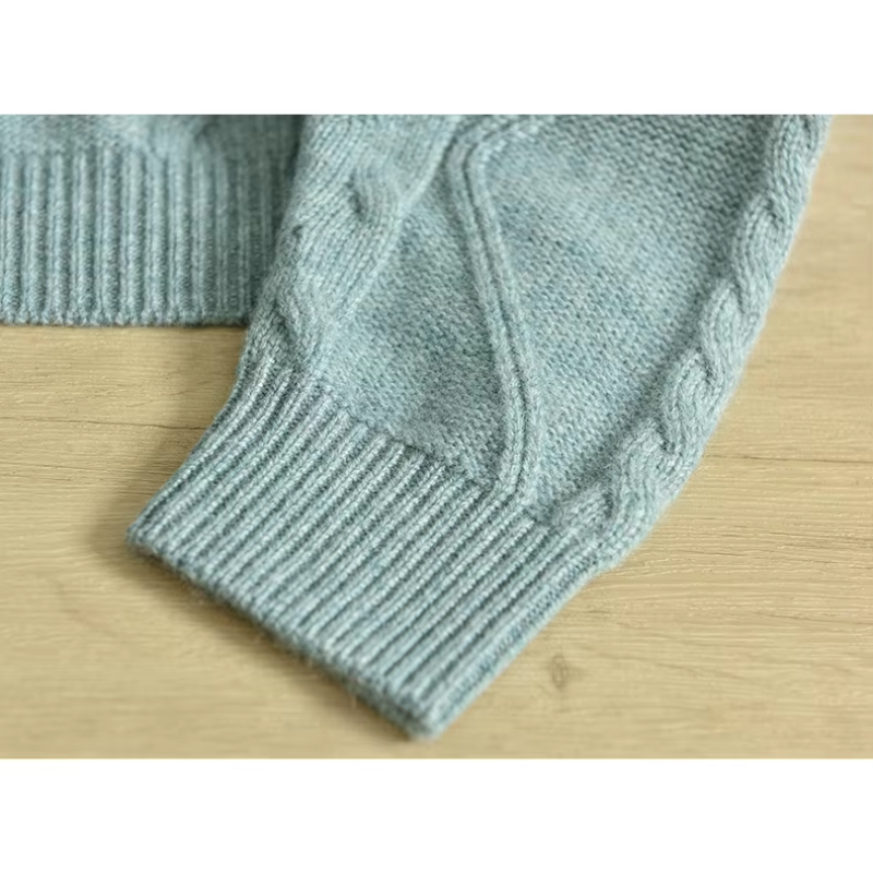 WarmMan - Herrenpullover mit Rollkragen und geometrischem Strickmuster