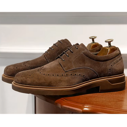 Durborn - Hochwertige Wildleder-Herrenschuhe mit Brogue-Design und Schnürung