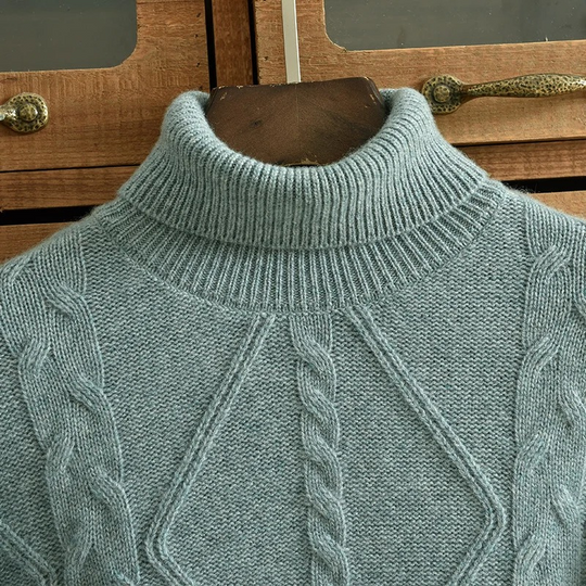 WarmMan - Herrenpullover mit Rollkragen und geometrischem Strickmuster