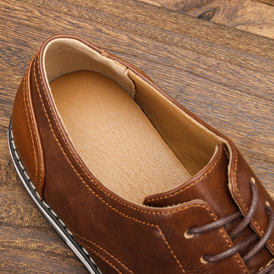 Tragbar - Elegante Herrenschuhe aus Leder mit Schnürung und gepolsterter Sohle